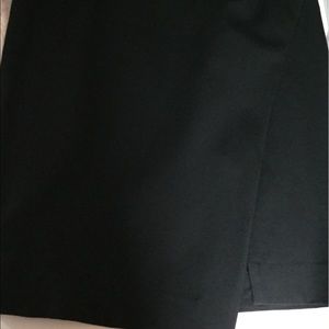 WHBM BLACK SKIRT NWOT